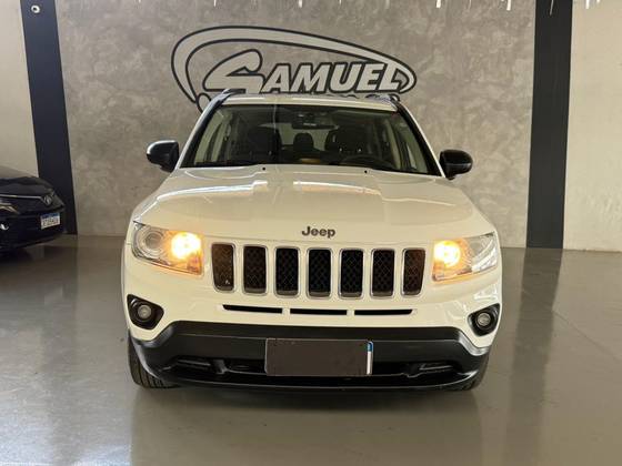 JEEP COMPASS 2.0 SPORT 4X2 16V GASOLINA 4P AUTOMÁTICO JEEP COMPASS 2.0 SPORT 4X2 16V GASOLINA 4P AUTOMÁTICO